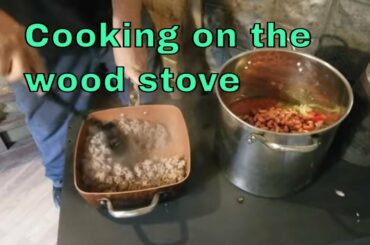 Cooking Chili on the Wood Stove and does my Clay Patch Leak?