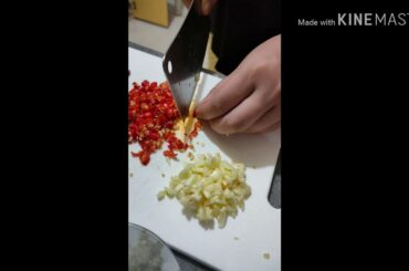 Homemade Garlic Chili Oil