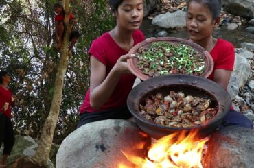 Cooking Oyster with Spicy Chili recipe and Spicy Chili recipe - My Natural Food Ep 3