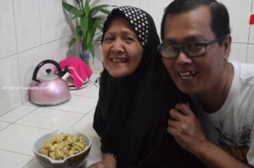 Indonesian Traditional Food Sauteed Tempe Leaves Chili | Home Based Culinary Excellence