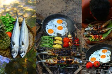 Cooking Seafood Fishs with fried egg Spicy Chili hot sauce - Grilled Sabak Fish Recipe