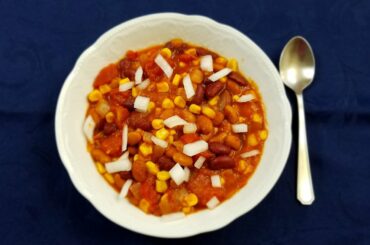 Easy Vegan chili (recipe starters)