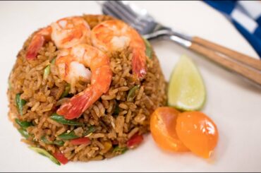 Salted Egg Yolk Fried Rice Recipe ข้าวผัดไข่เค็ม - Hot Thai Kitchen