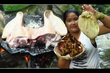 Fried Pork Ears And Spicy Chili Sauce   Recipe -  Cooking  Pork  Ears  -  THY SREYTUOCH