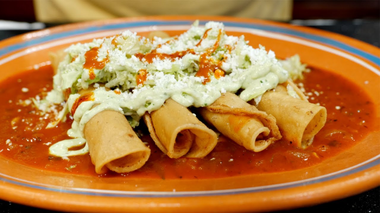 Taquitos Dorados Ahogados Chili Chili