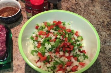 WHAT’S FOR DINNER? 4 EASY CROCKPOT RECIPES!