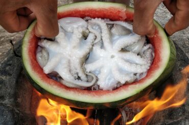 Easy Cooking Octopus in Watermelon / Kdeb Cooking