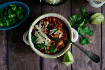 Chipotle White Bean Turkey Chili recipe