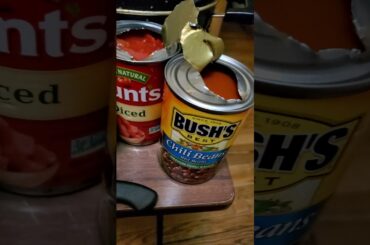 Cooking my homemade extra spicy chili😋😋