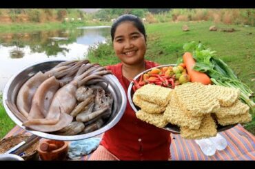 Yummy big Squid mix Noodle with chili Recipe for food By village - Cooking Life