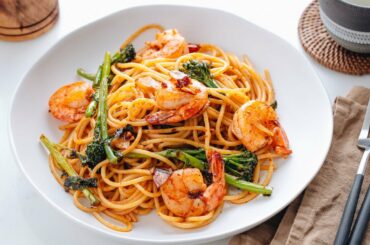 How to Make Japanese Pasta with Shrimp and Broccolini (Recipe) 海老とブロッコリーニの和風パスタの作り方 (レシピ)