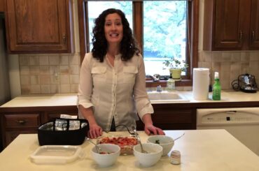White bean veggie chili...with bonus cat cameo