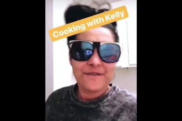 Cooking with Kelly, Chili