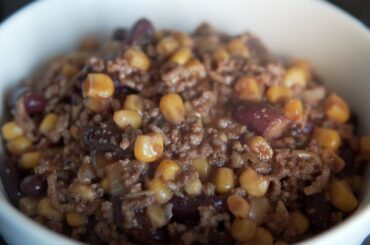 How To Make a Chili (Quarantine Friendly Recipe)