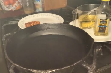 My Take On Chili Oil. || It’s Great On Everything! 😋 || Enjoy. 💜👌🏻 #Chilioil