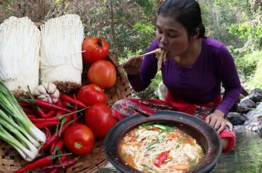 Cooking Mushroom Curry with Tomatoes and Peppers Taste delicious # 136