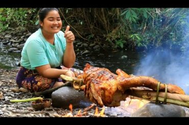 Found  Chicken  at River  -  Cooking Chicken with chili For Eating