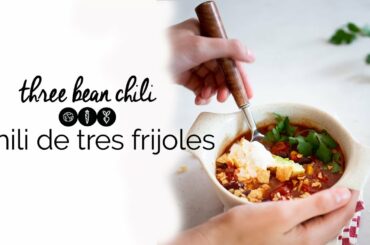 Three bean chili / Chili de tres frijoles