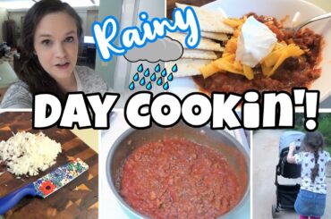 HOMEMADE CHILI | COOK WITH ME | Quarantine Cooking
