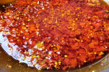 Garlic chili oil/ Easy homemade recipe