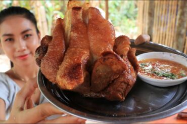 Amazing crispy pork leg recipe with chili sauce