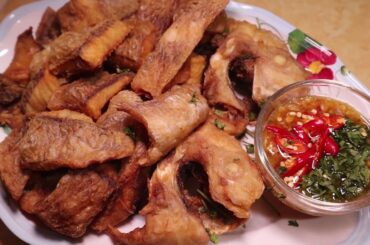 Easy Deep Fried Fish recipe eat with garlic and chili sauce, [ត្រីបំពងម្សៅស្រួយ] by Kitchen Recipe