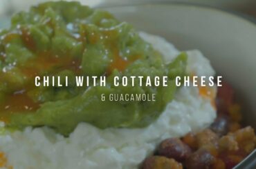 Chili With Cottage Cheese & Guacamole | KELEO Low Carb Recipes