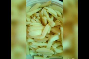 Crispy French fries+fried green chili with mayo garlic 😋