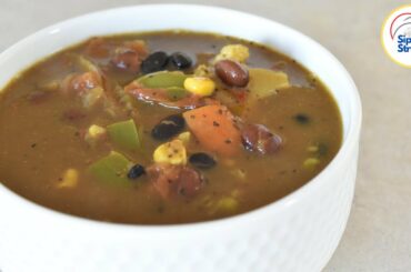 VEGETARIAN CHILI MADE WITH FRESH VEGETABLES | NO MEAT