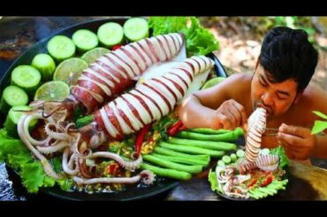 Cooking Octopus,Squid seafood Recipe - Cooking Octopus Seafood with Hot Chili Sauce