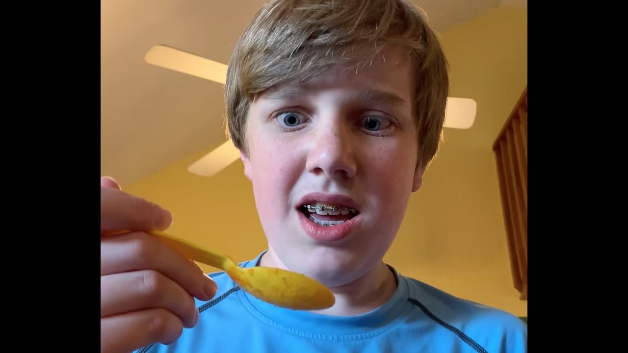 Some pretty overdramatic beanheads fussing over chili pt1 Chili Chili