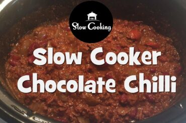 An Unbelievable Slow Cooker Chocolate Chilli