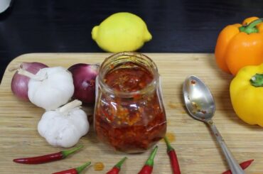 Homemade Chili Garlic Sauce