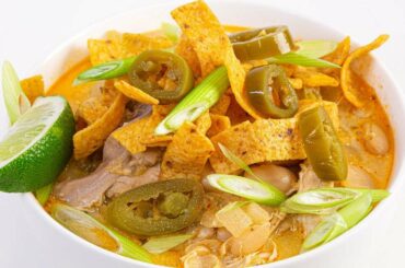 How To Make Cheesy White Chicken Chili By Rachael