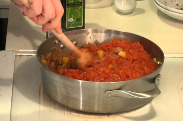Everyday Gourmet - Veggie Chili Recipe