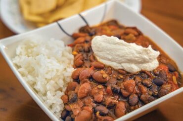 Chili Con Vegan - My Favourite Cheap & Easy Meal