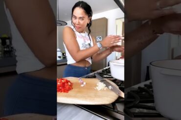 Ayesha Curry's Turkey Chili and Smoky Margaritas Recipe