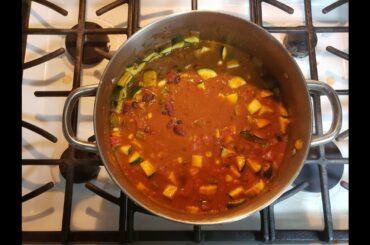 Homemade Vegan Chili Recipe With A Touch of Coconut Cream