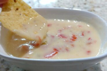 Liberate your chili con queso from the shackles of Velveeta!