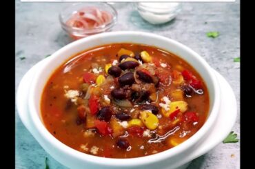 Vegetarian Bean Chilli Recipe | Best ever Chili bowl | Fodoomania #251