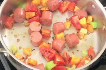 COOK WITH ME || CHILI SMOKED SAUSAGE AND KIDNEY BEANS || IN THE KITCHEN WITH LYNN