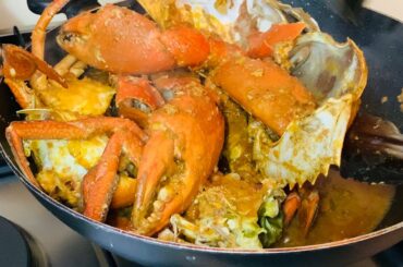 ANYONE AND EVERYONE CAN COOK THIS SINGAPOREAN STYLE CHILI CRABS