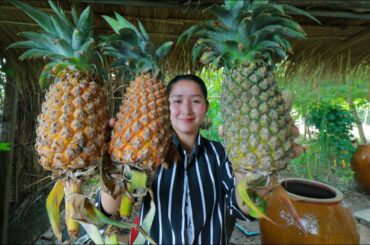 Yummy Pineapple Juice And Eating Chili Salt - Cooking With Sros