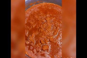 Making 5 star hotel style chili PESTO