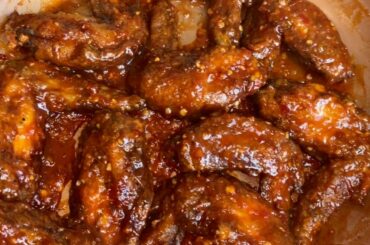 HOW TO MAKE SPICY SWEET CHILI CHICKEN WINGS JAMAICAN RECIPE