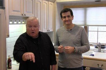 Jamie Samuelsen's Cooks His Super Bowl Chili Recipe At Bob Wojnowski's House