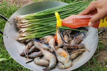 Yummy Fried Prawn with Chili Sauce / Cooking Prawn Green Onion Recipe