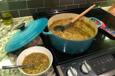 Le Creuset flex... pork chili verde with my favorite roasted salsa verde recipe