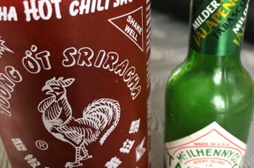 I’m not usually one for mixing my hot sauces, but dear lord this a match made in heaven