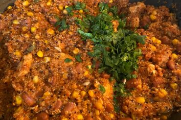 Spicy Southwestern Quinoa & Chicken 🔥